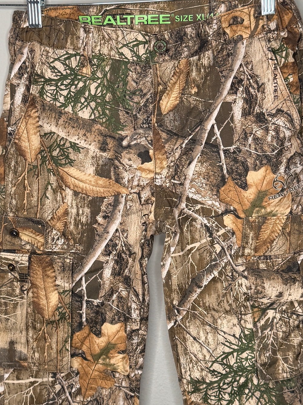Realtree Hunting Pants - Picture 2 of 5